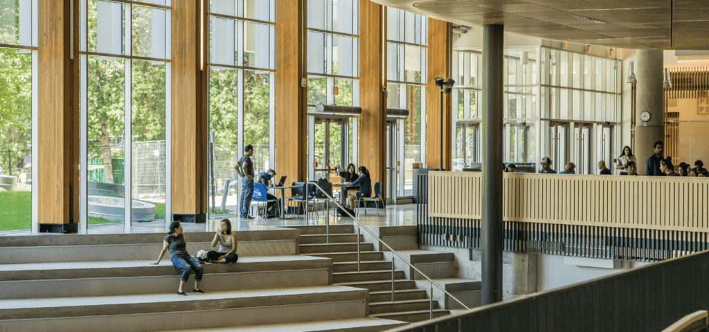 Infographic diagram illustrating Salesforce Student Success Hub Innovates Universities.